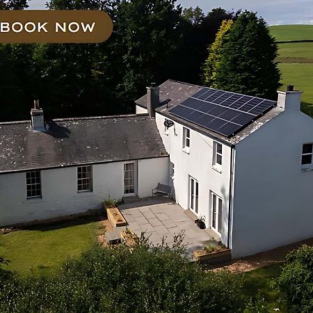 Large Country House With Garden, Outdoor Spa Area & Games Room With Hot Tub And Fire Pit Wigtown Zewnętrze zdjęcie