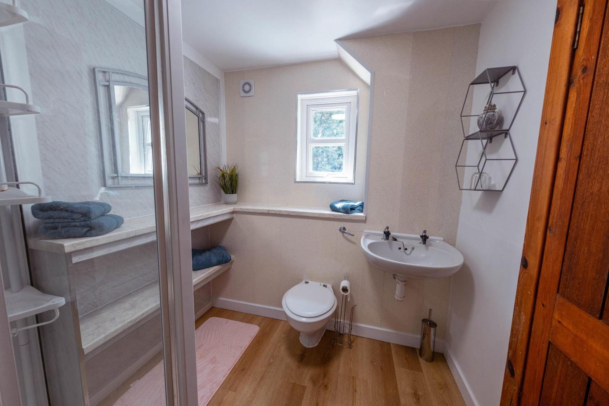 Large Country House With Garden, Outdoor Spa Area & Games Room With Hot Tub And Fire Pit Wigtown Zewnętrze zdjęcie