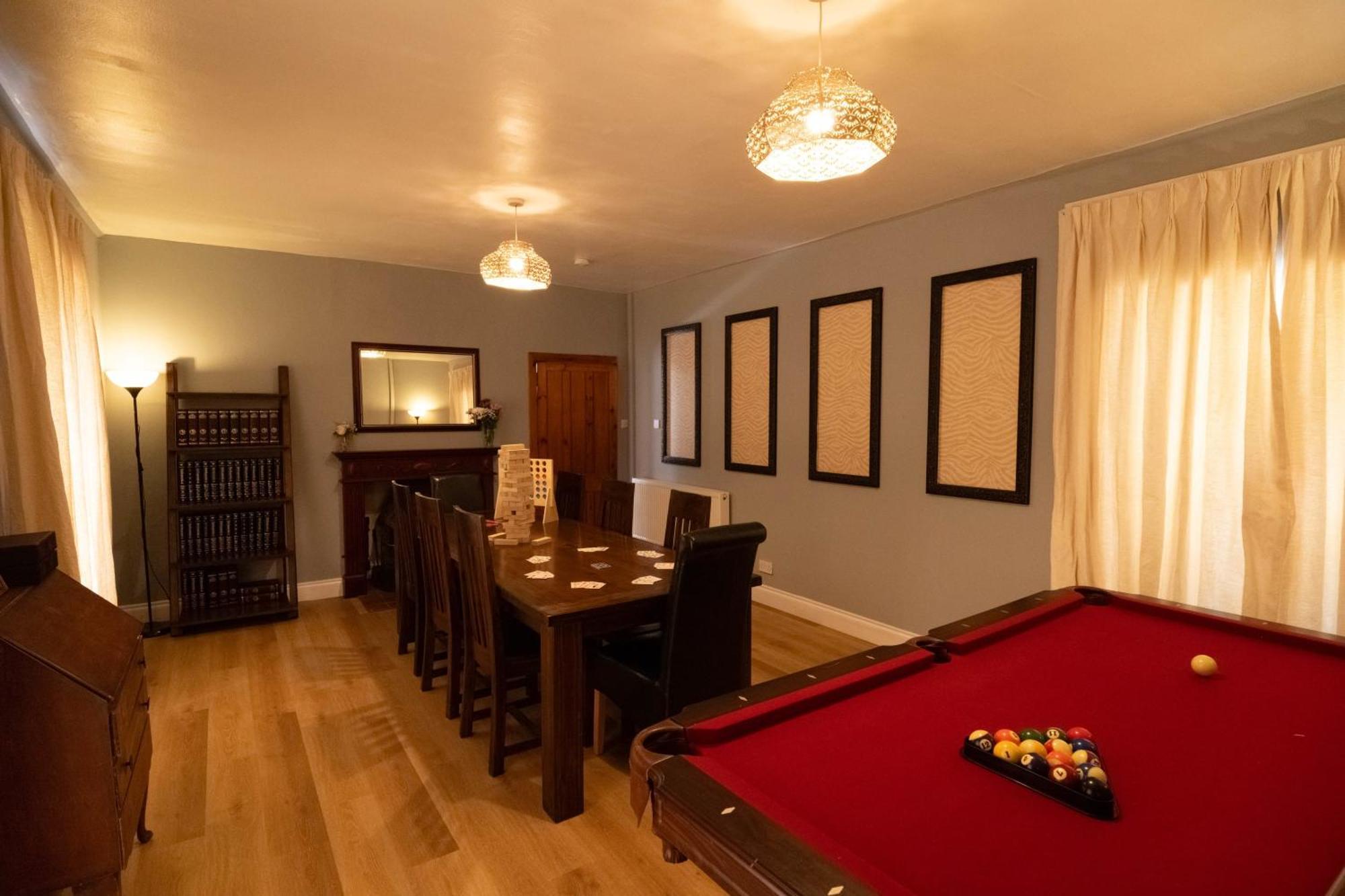 Large Country House With Garden, Outdoor Spa Area & Games Room With Hot Tub And Fire Pit Wigtown Zewnętrze zdjęcie